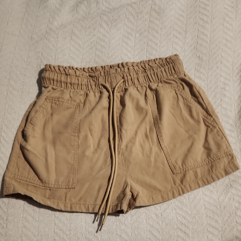 Charlotte Russe Tan Bermuda Shorts Relaxed Fit